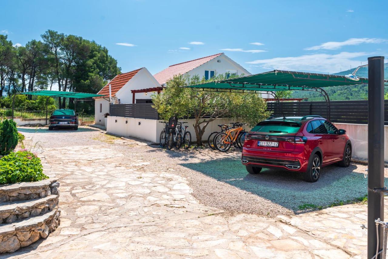 Villa Lucatoni - Heated Pool Šibenik Exterior foto